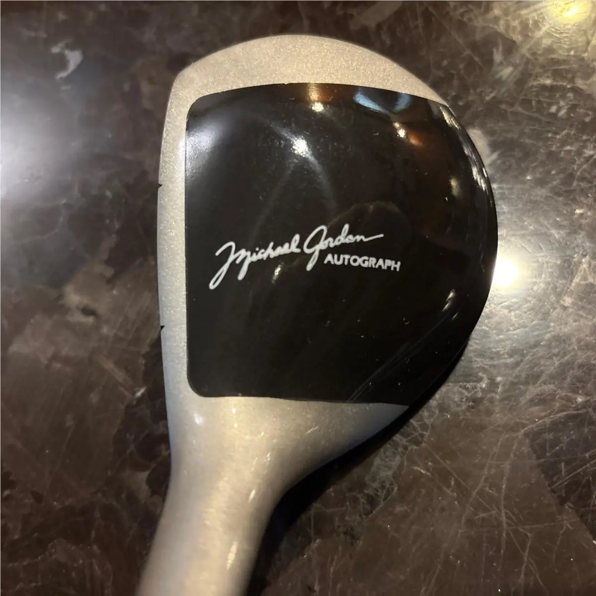 Wilson  - Michael Jordan Autograph - Michael Jordan Autograph 8