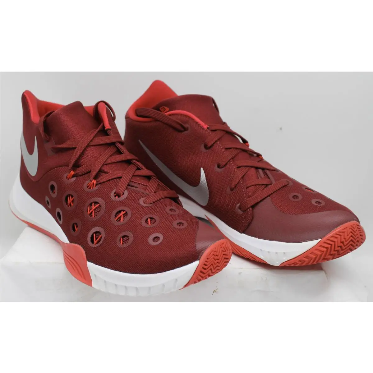 Nike shoes - HYPER QUICKNESS - HYPER QUICKNESS - 48699 - TEAM RED OR TEAM MAROON 0