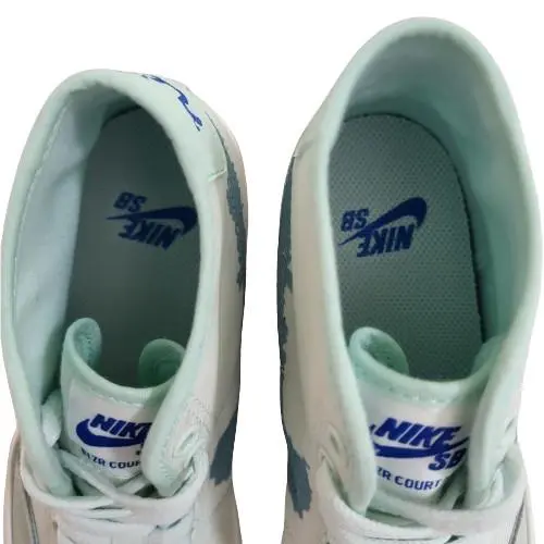 Nike shoes - Nike SB - DM8553-300 - Barely Green/Boarder Blue 6