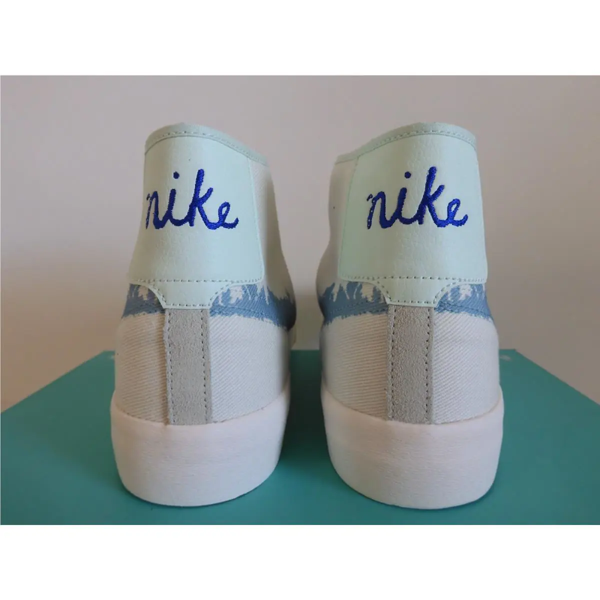 Nike shoes - Nike SB - DM8553-300 - Barely Green/Boarder Blue 2