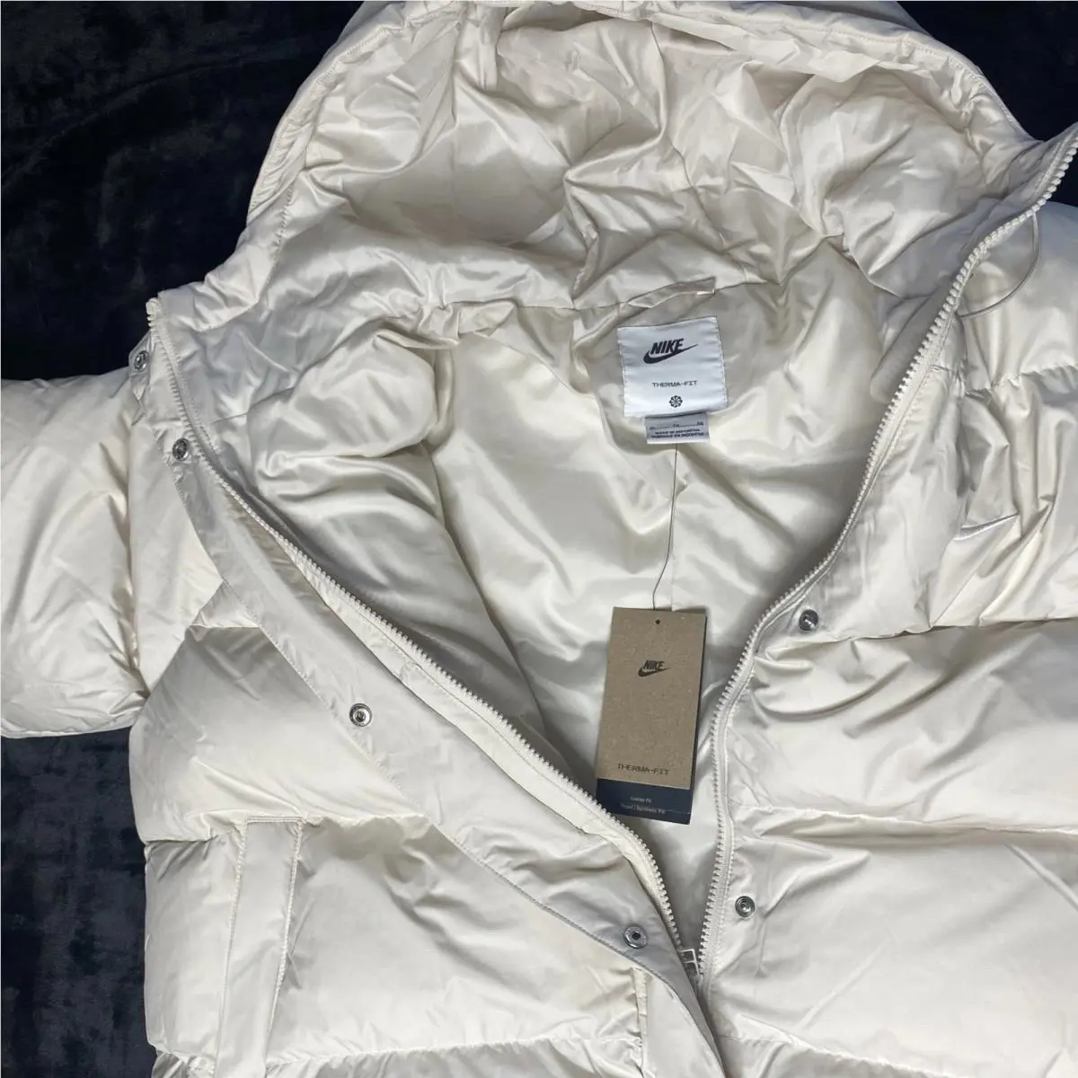 Nike clothing - HF7898104 - HF7898104 - Ivory (UPC: 0197598568729) 3