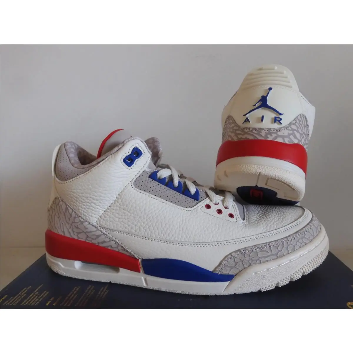 Nike shoes - Air Jordan 3 - Air - 136064-140 - Brown (UPC: 884499424918) 1