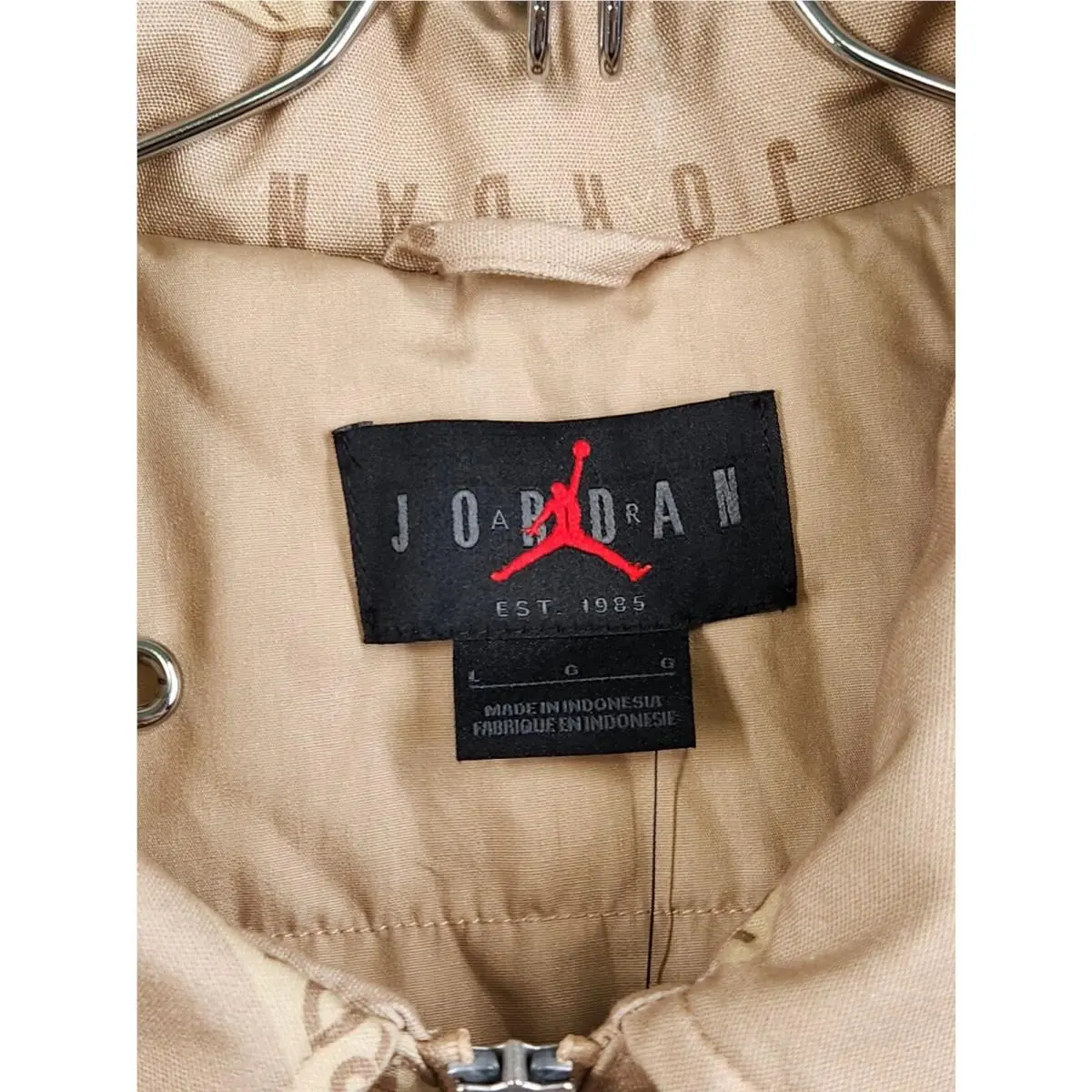 Nike clothing - Jordan - Beige (UPC: 196155364002) 8