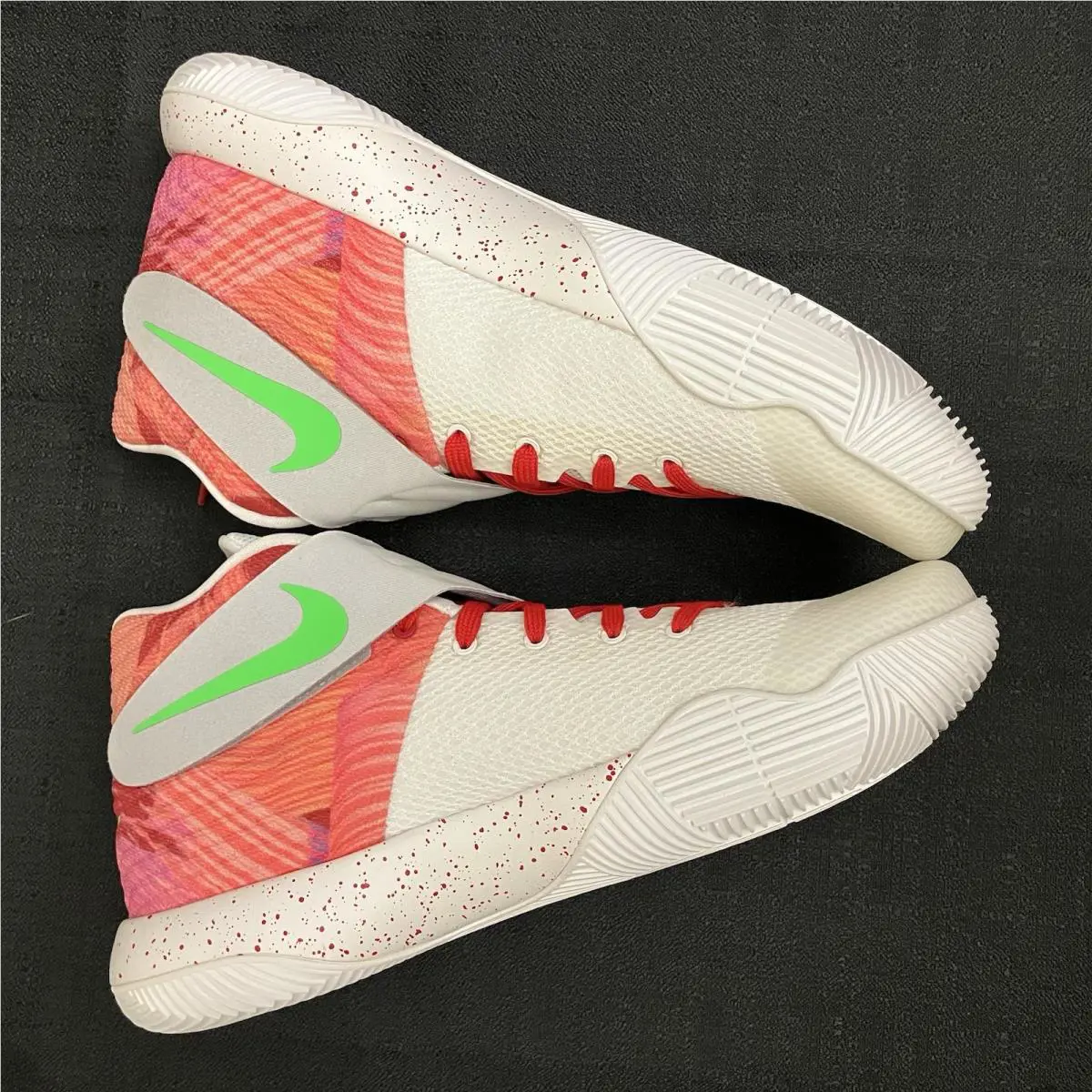 Nike shoes - Kyrie 2 Ky Rispy Kreme - White Red Green 5