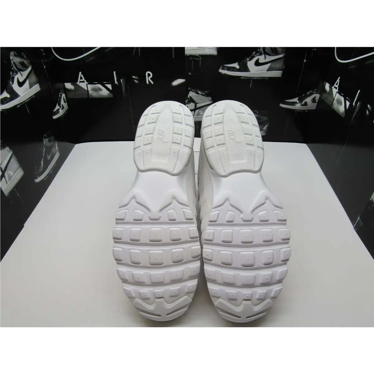 Nike shoes - Nike Air Max Invigor - Air Max Invigor - 870614-100 - White 8