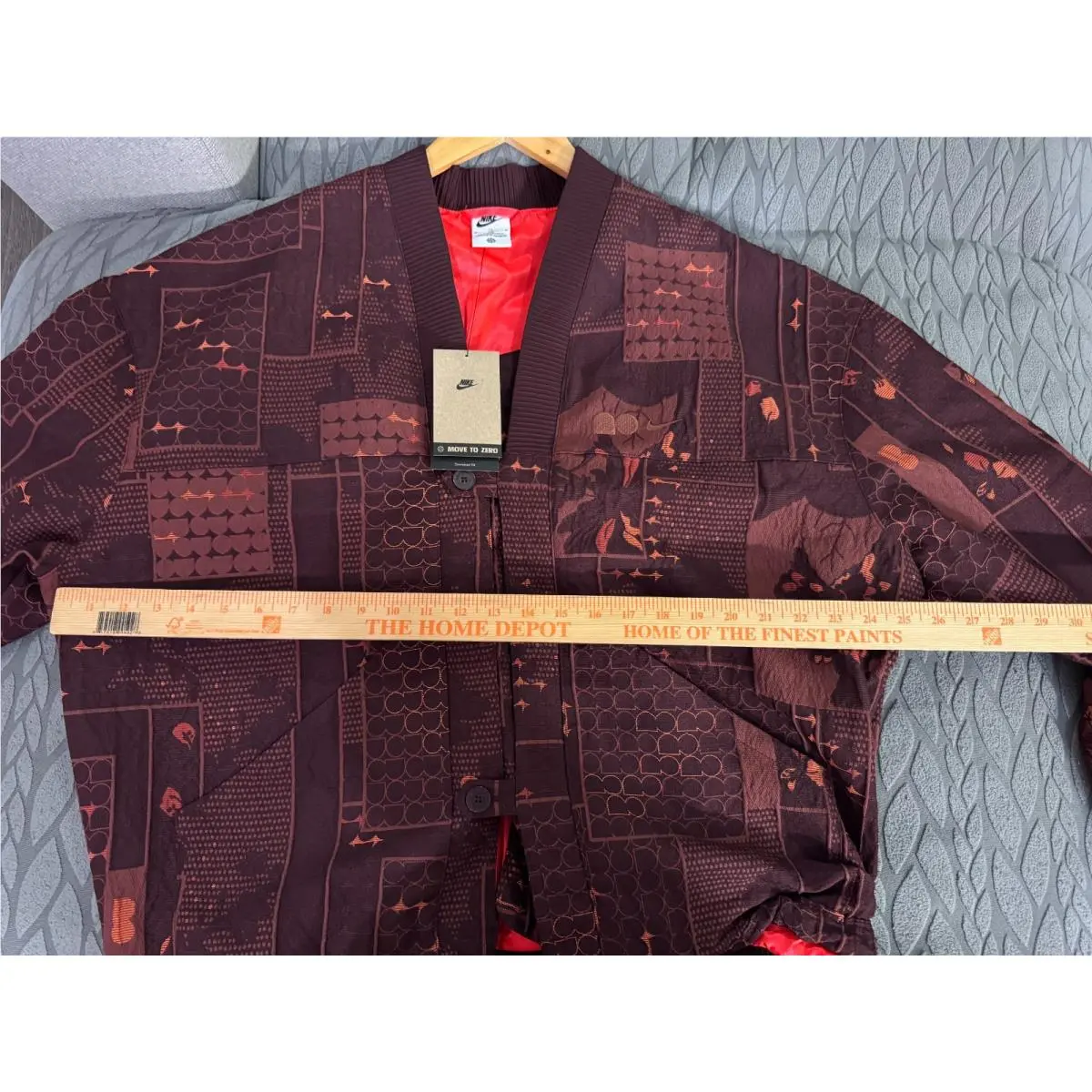 Nike clothing - Red (UPC: 197600324947) 8