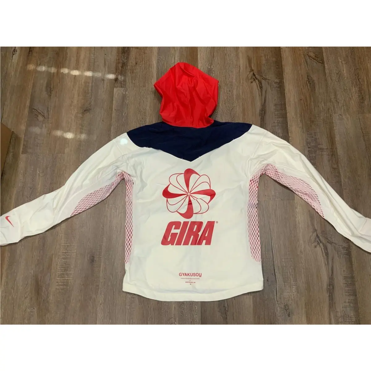 Nike clothing - Nike x Gyakusou Running Jacket - White / Blue - Red (UPC: 194272898363) 10