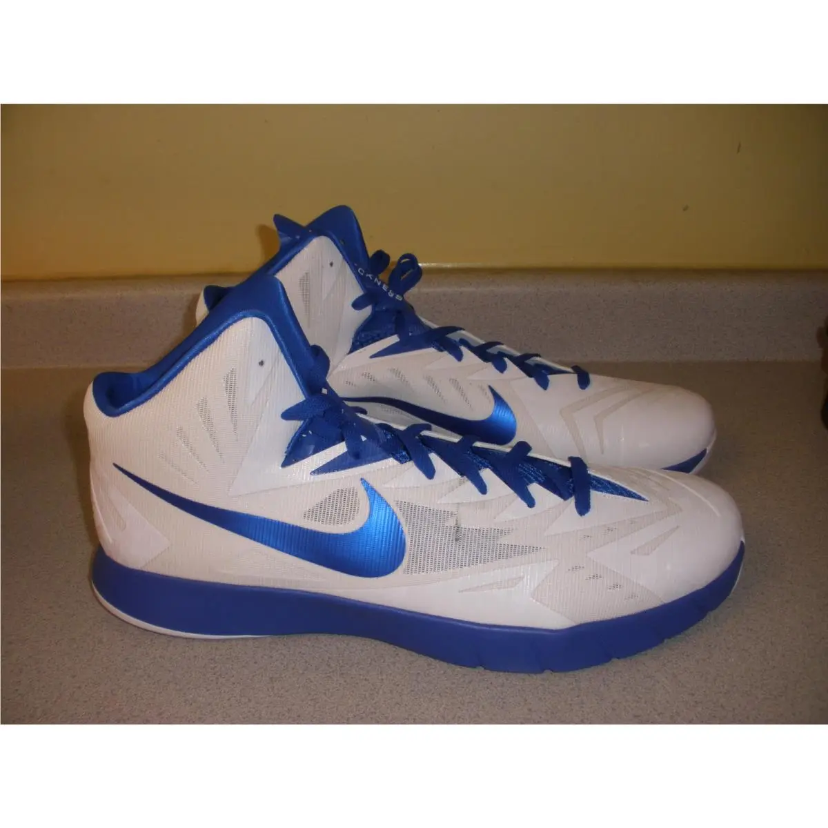 Nike 685778-140 Lunar Hyperquickness TB Basketball Shoes Blue White Size 18