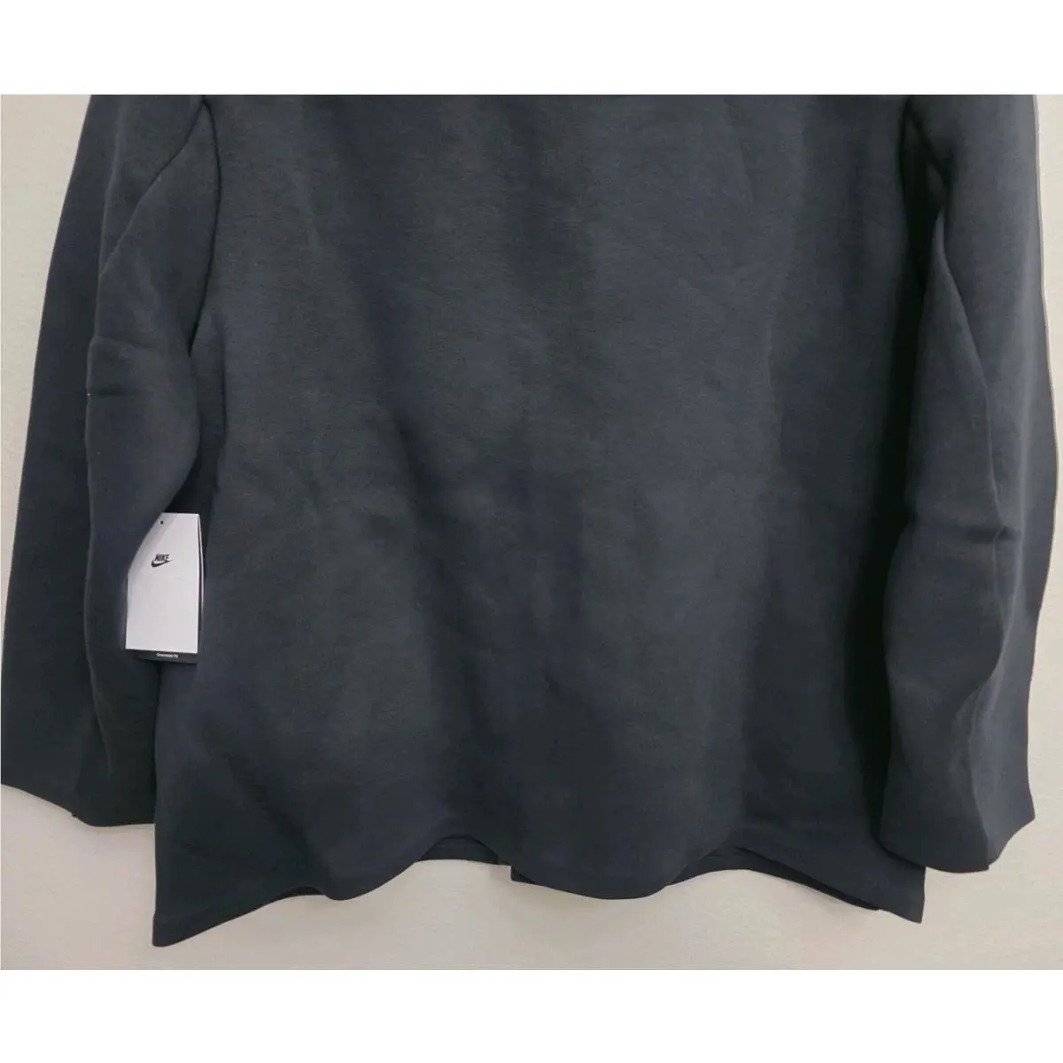 Nike clothing - Nike Tech Fleece Oversized Shacket - FB8167-010 - Black (UPC: 196607419892) 4