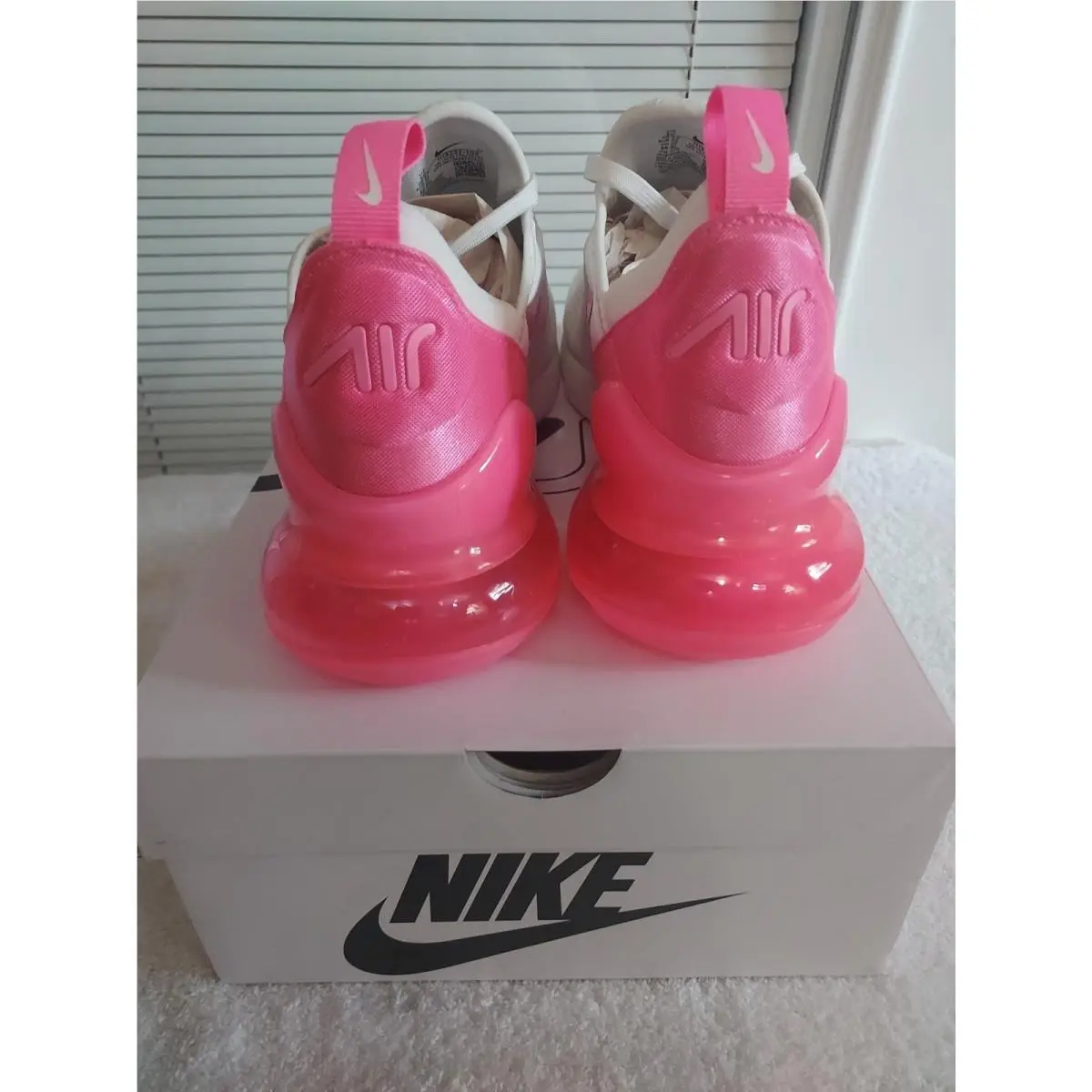 Nike shoes - Nike Air Max 270 - Air Max - Pink 3