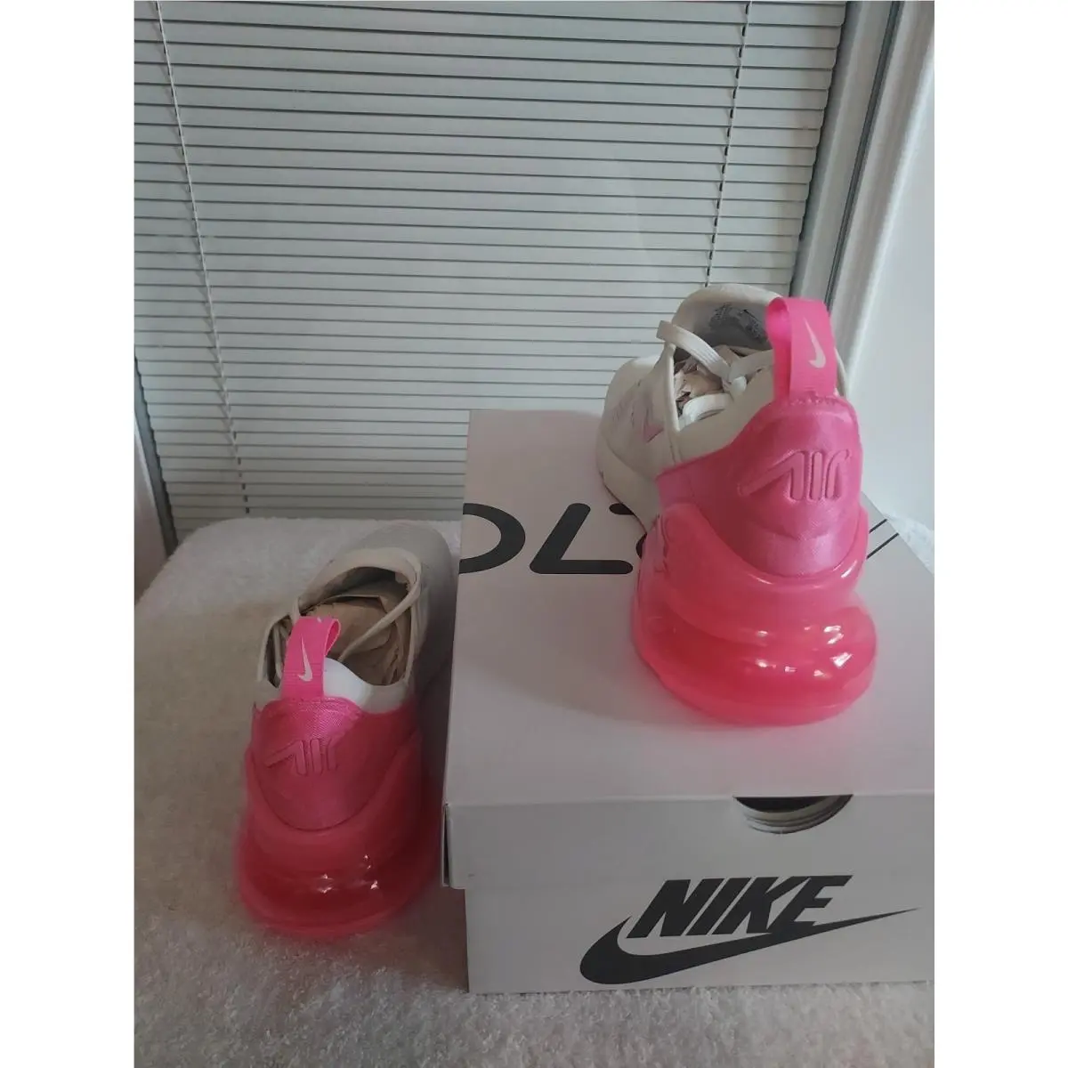 Nike shoes - Nike Air Max 270 - Air Max - Pink 4