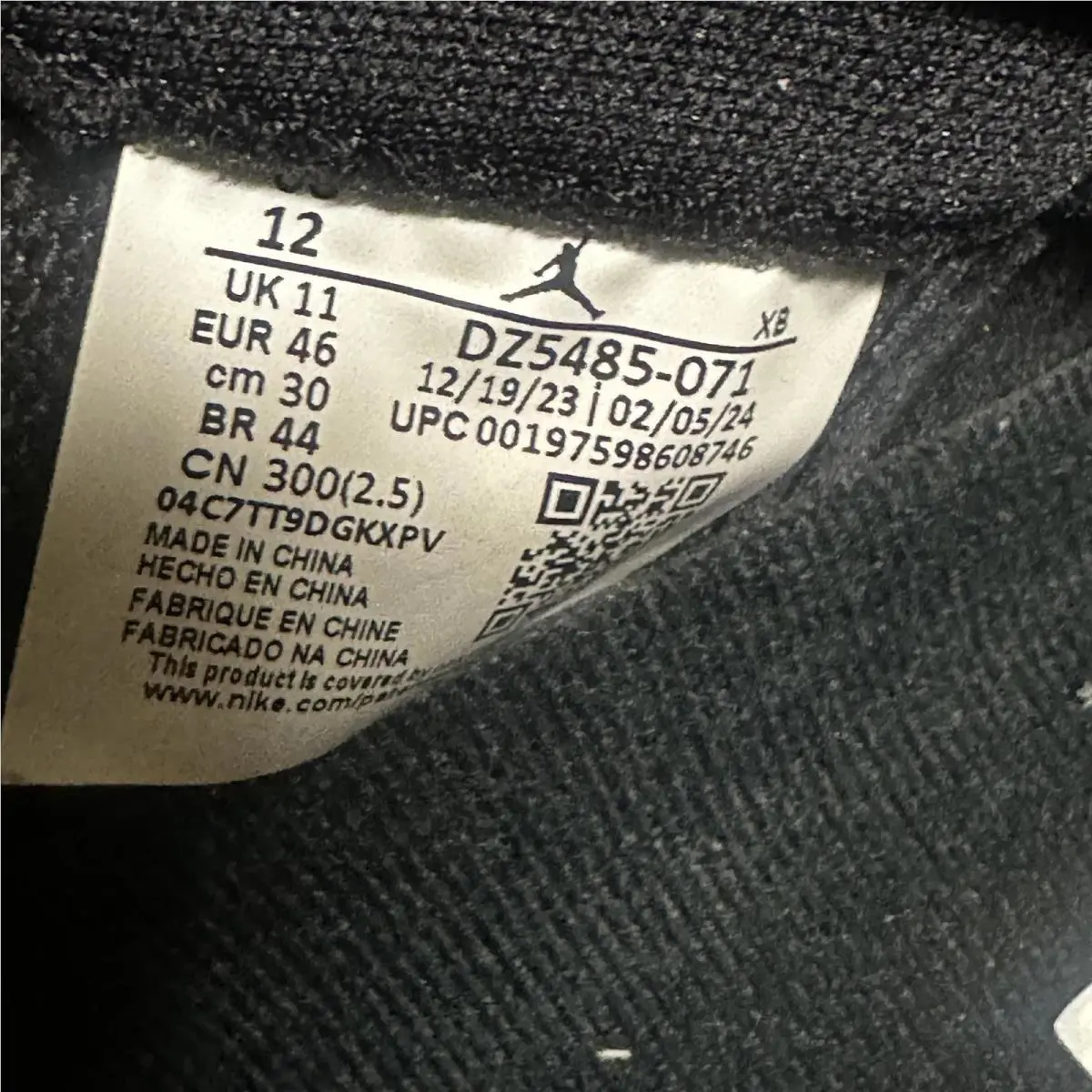 Nike shoes - Black 3