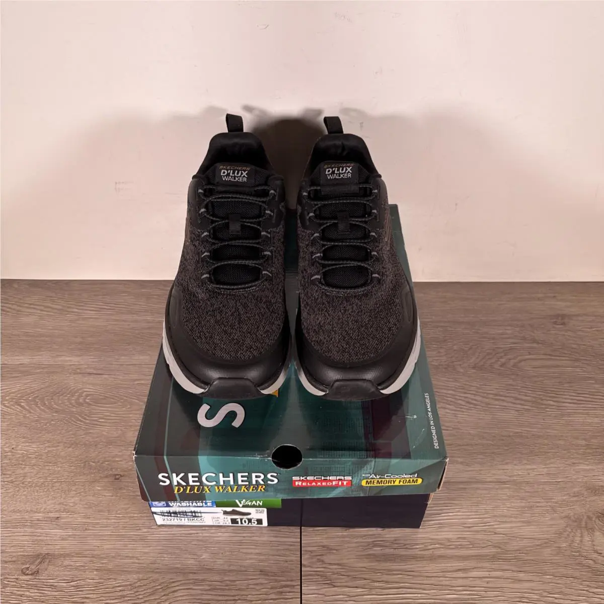 Skechers shoes - D`Lux Walker 2.0 - Walker - 232719 - Black 1