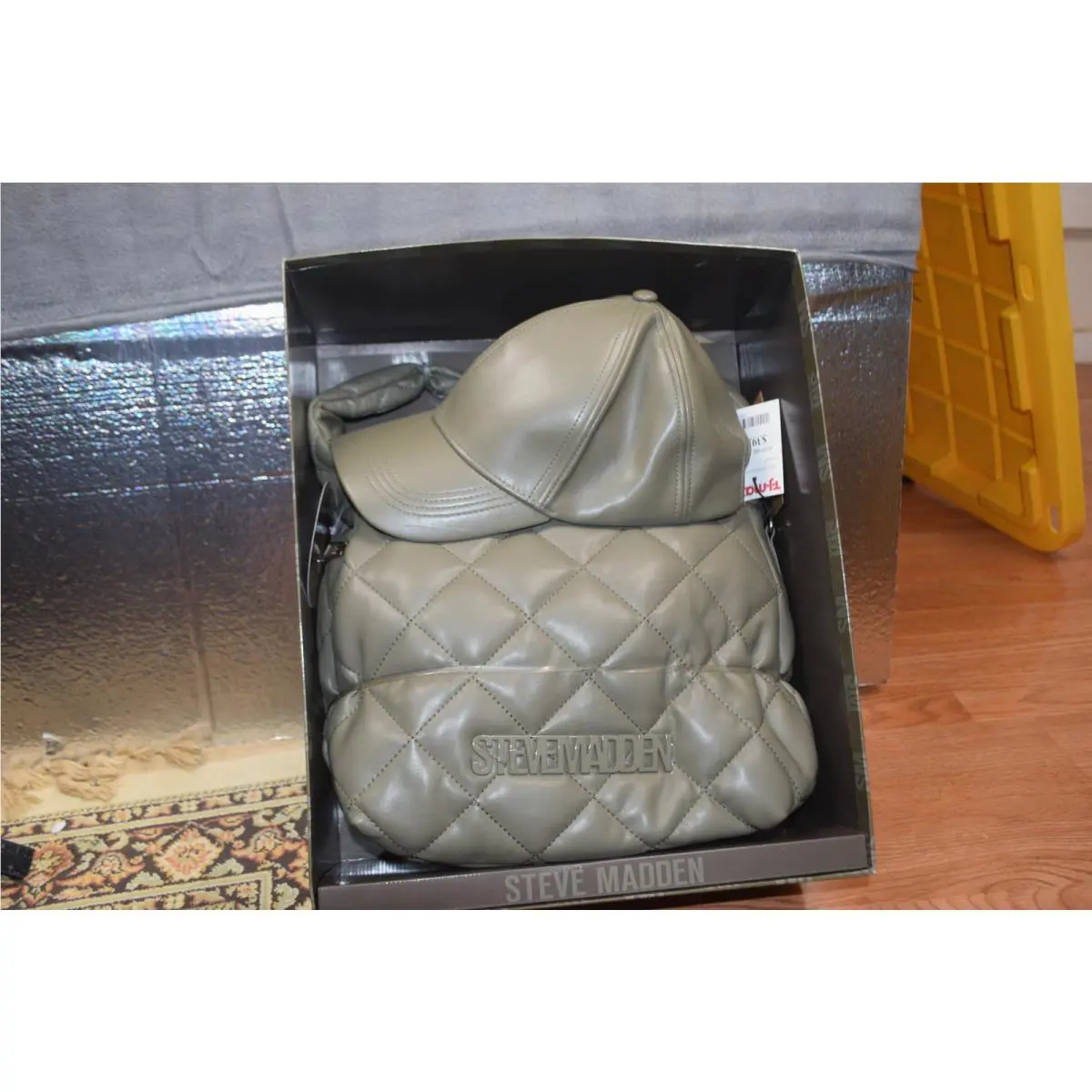 Steve Madden Bag Hat Set Womens Olive Quilted Puffer Shoulder Bag Cap SMG-S500