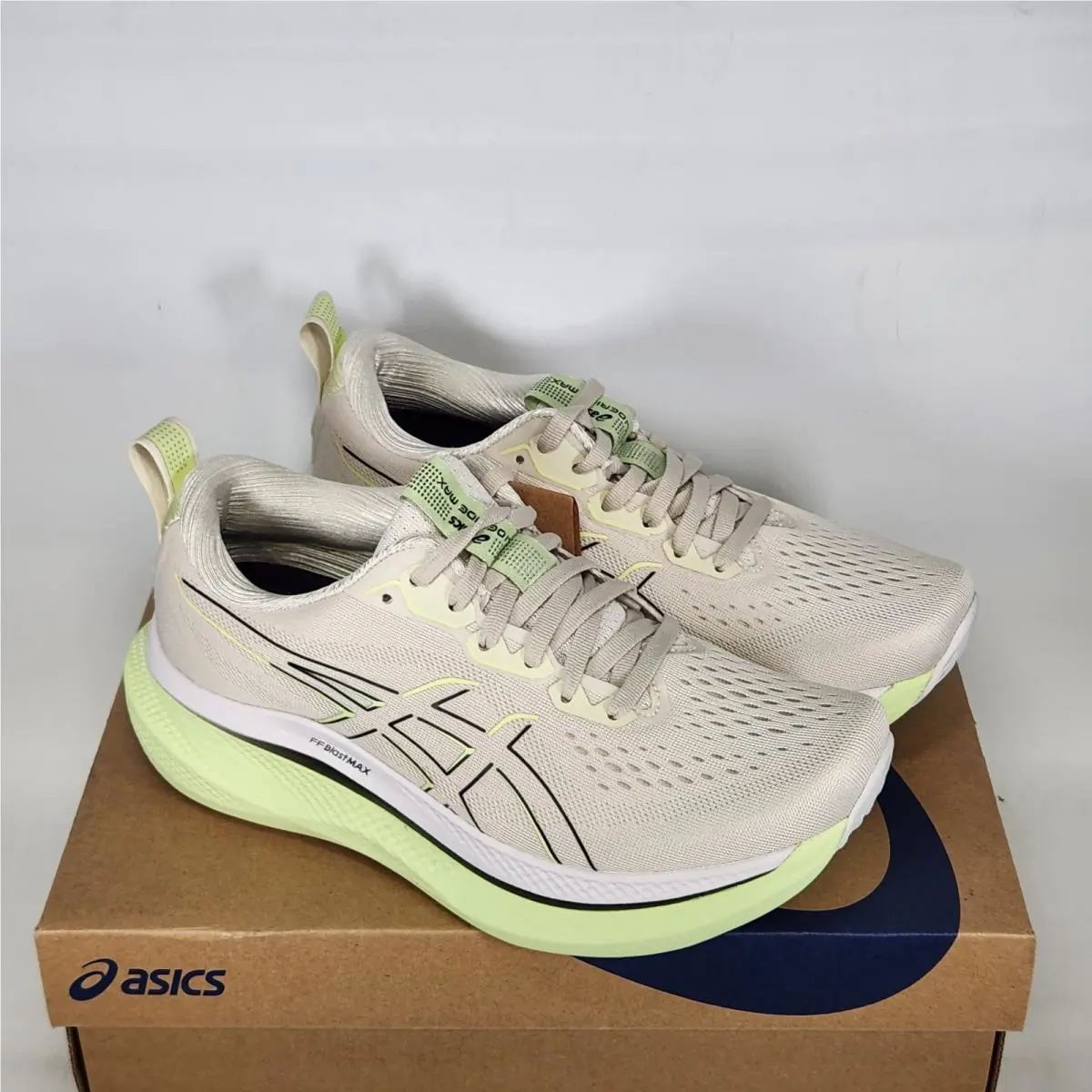 Asics shoes - ASICS GlideRide Max - GlideRide Max - 1012B691-200 - Beige 0