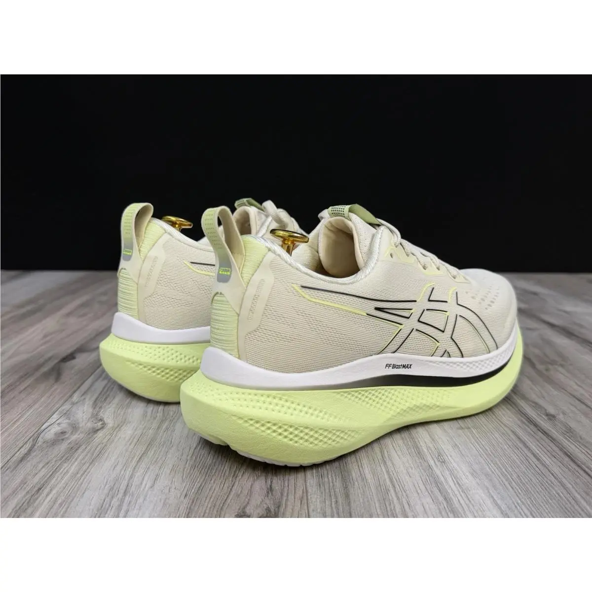 Asics shoes - ASICS GlideRide Max - GlideRide Max - 1012B691-200 - Birch 3