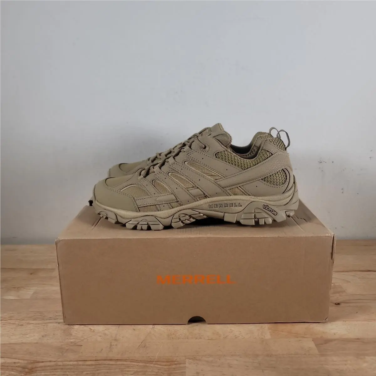 Size 13 Merrell Moab 2 Tactical Shoe Coyote J15857 Men`s Beige Tan