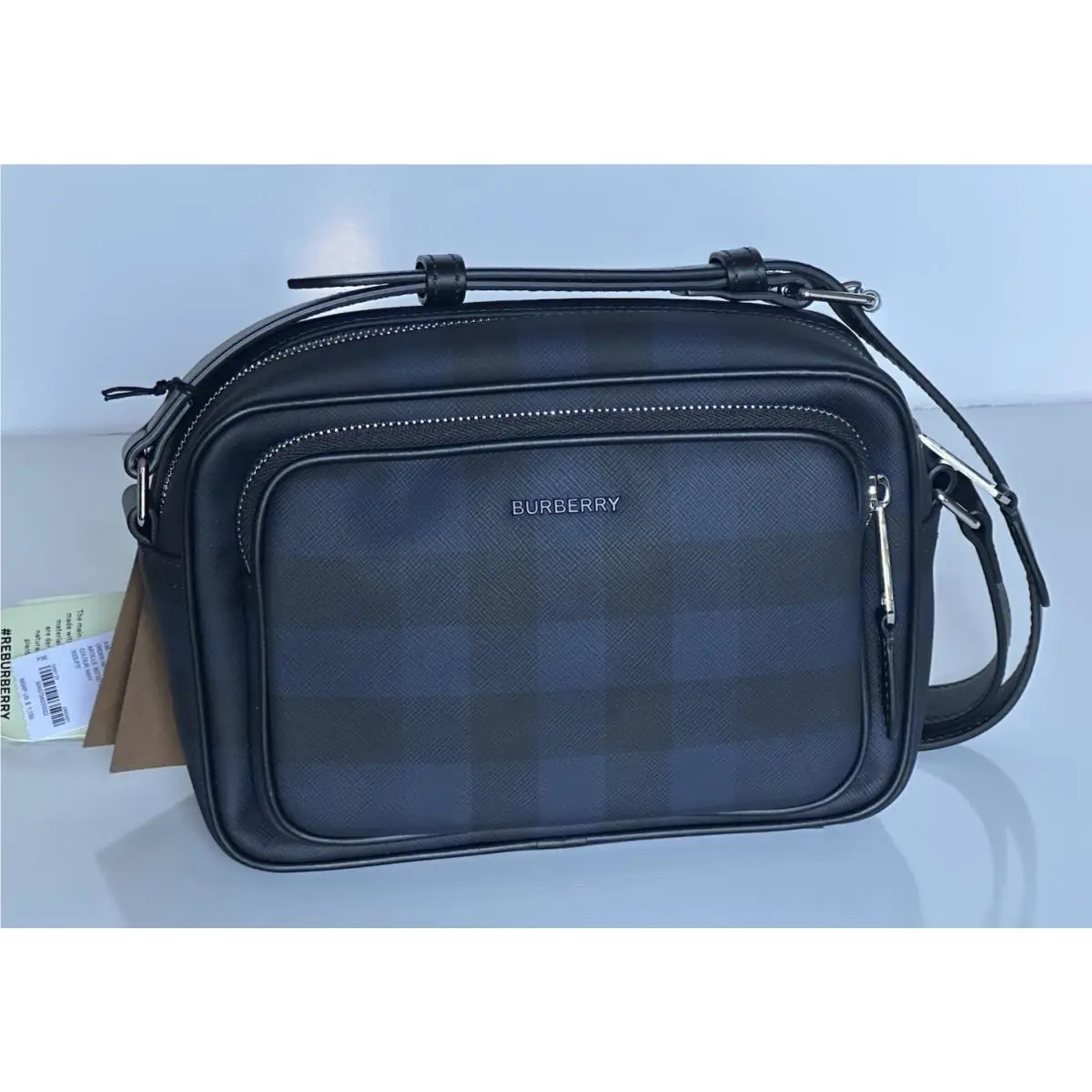 Burberry Paddy Leather Camera Shoulder Bag Navy England 8073271