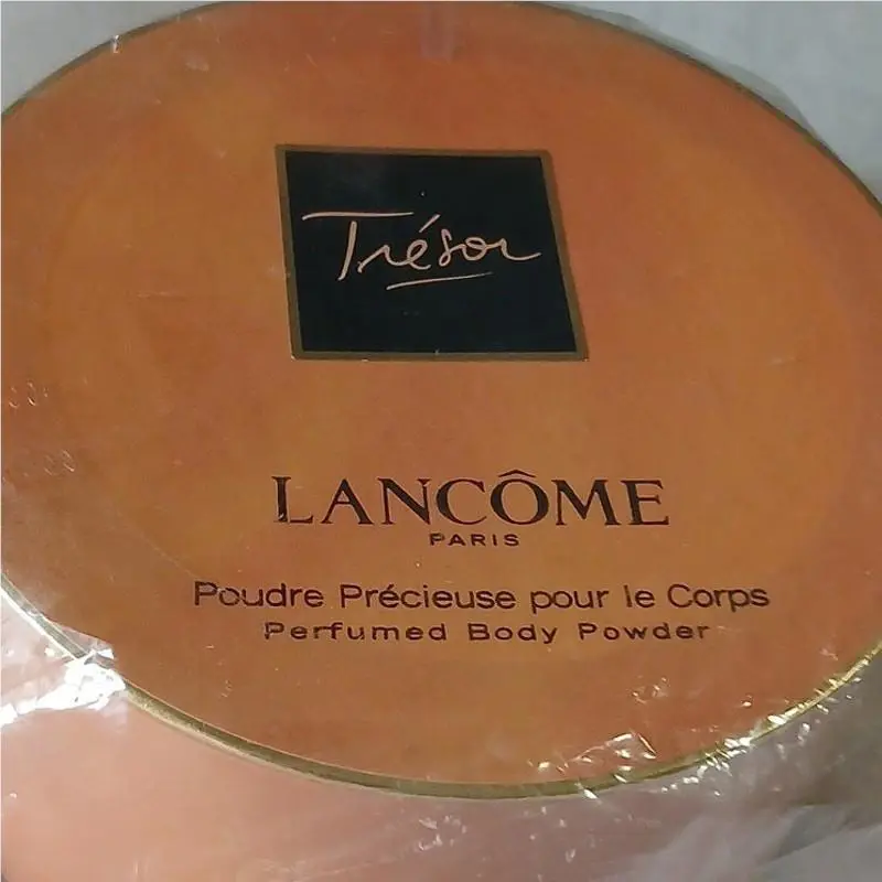 Lancome Paris Tresor Perfumed Body Powder 3.25 oz