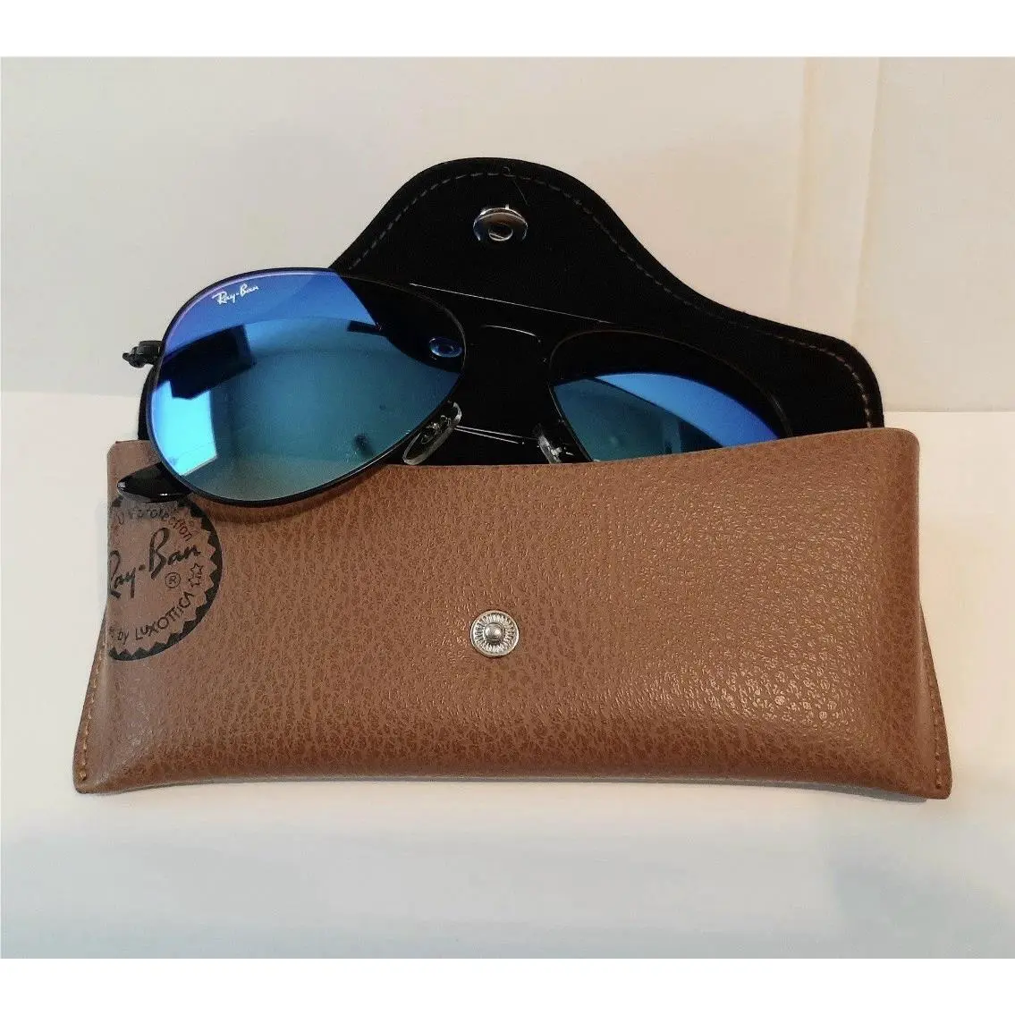 Ray Ban Aviators W/gradient Blue Lenses