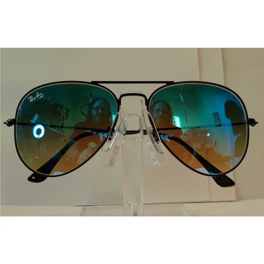 Ray Ban Aviators W/gradient Blue Lenses