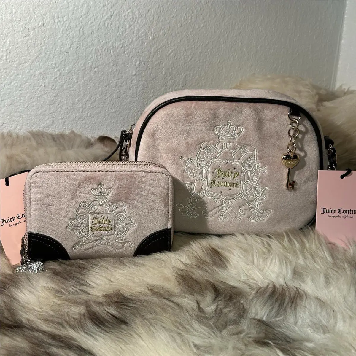 Juicy Couture Juicy For All Crossbody Wallet Set - Dusty Blush Velour