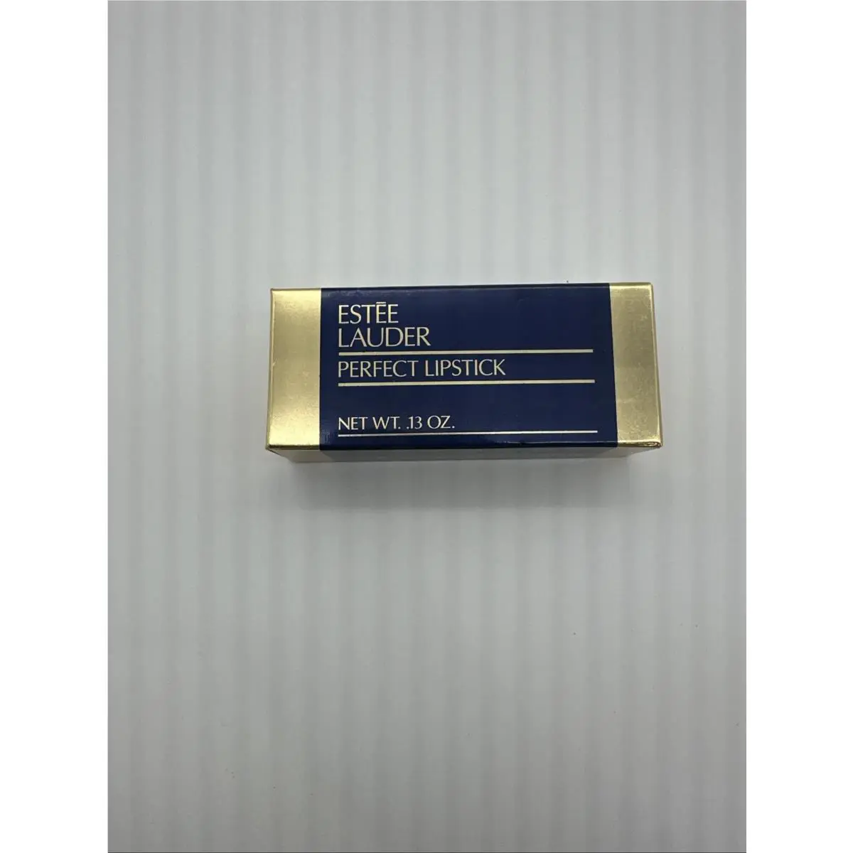 Estée Lauder Perfect Lipstick - 103