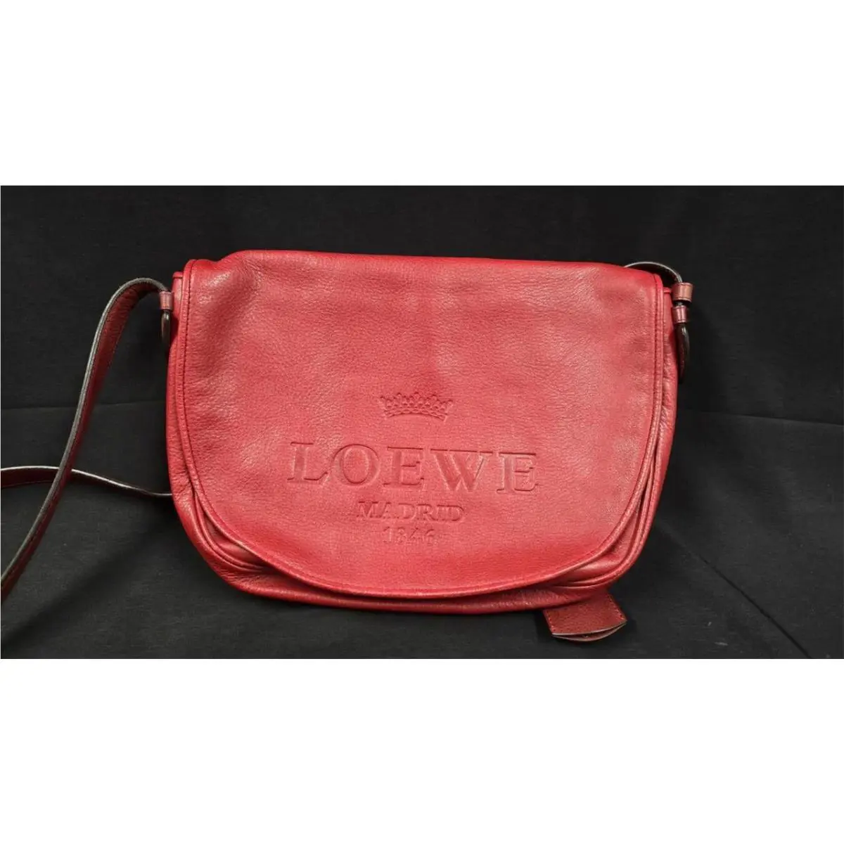 Loewe Heritage Leather Shoulder Bag Red 13in x 9in x 2.5in W/keys Vintage