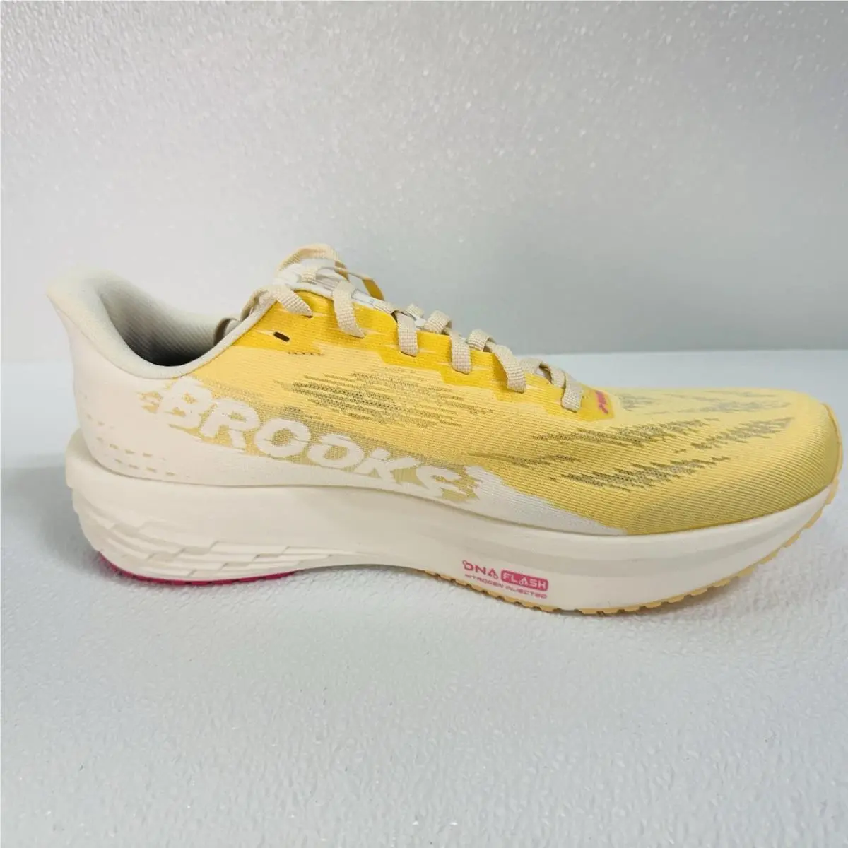 Brooks shoes - Brooks Launch 11 - Launch - Sherbert / Coconut / Pink (UPC: 195394683172) 2