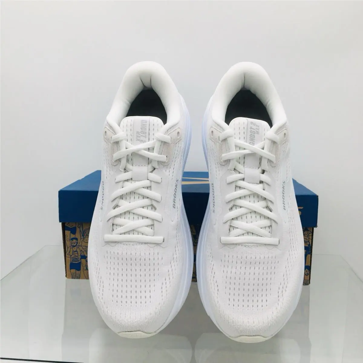 Brooks shoes - Brooks Ghost Max 2 - Ghost Max - 120420 1B 168 - Bright White 2