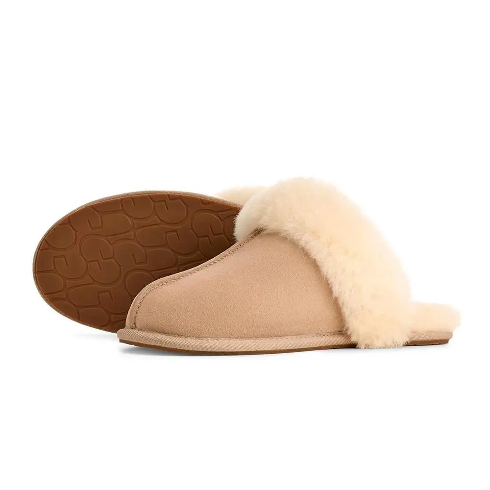 Ugg Scuffette II Sand Slipper Sheepskin Wool Women`s Shoes and Box