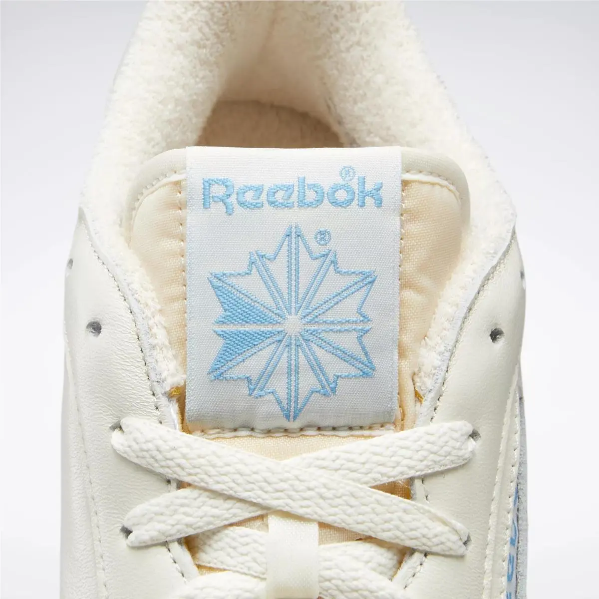 Reebok shoes - Chalk / Paperwhite / Glen Green 10