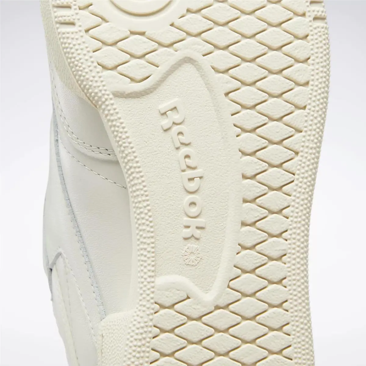 Reebok shoes - Chalk / Paperwhite / Glen Green 11