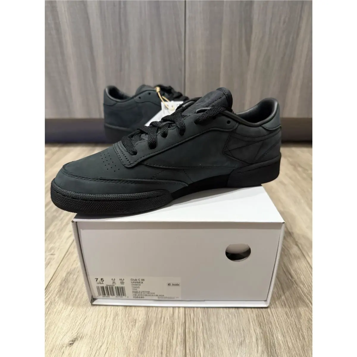 Reebok shoes - Reebok Club C - Club - IG8240 - Black 2