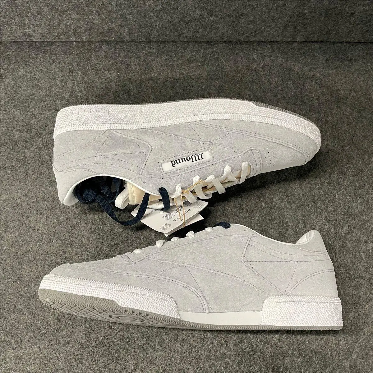 Reebok shoes - vs-171121 - vs-171121 - Gray (UPC: 196471716042) 0
