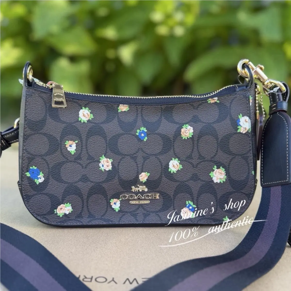 Coach Print Jes Baguette In Signature Canvas with Vintage Mini Rose c6823