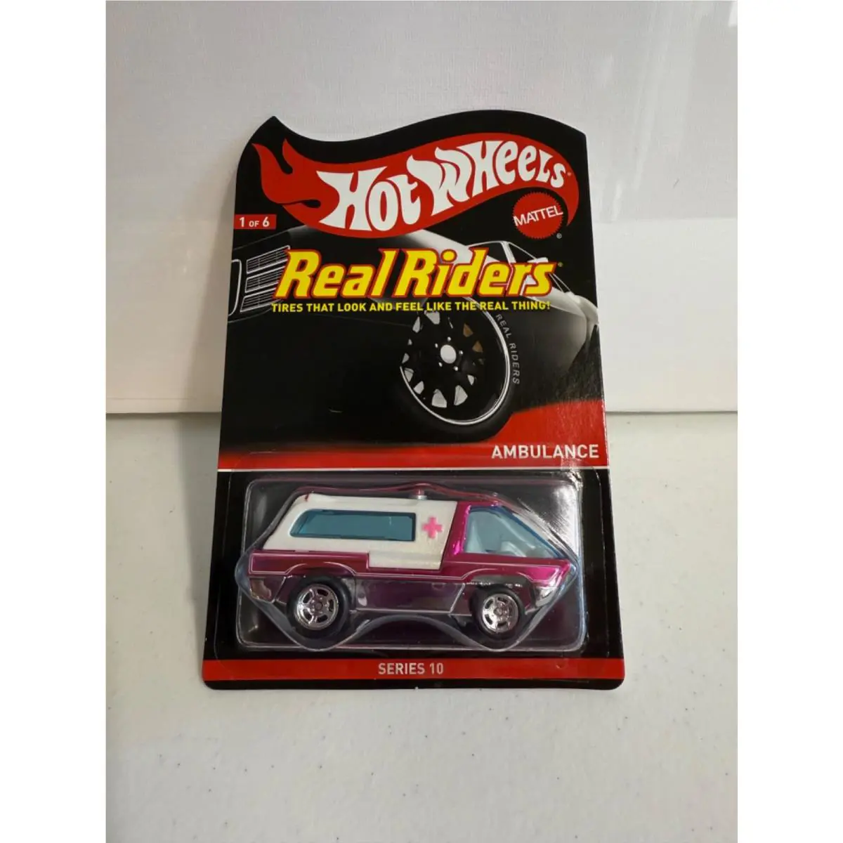 Hot Wheels Ambulance Real Riders Series 10 Q6