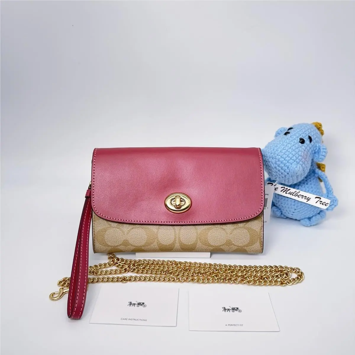 Chain Crossbody in Signature Canvas F24280 Light Khaki/rouge/gold Wristlet by Coach