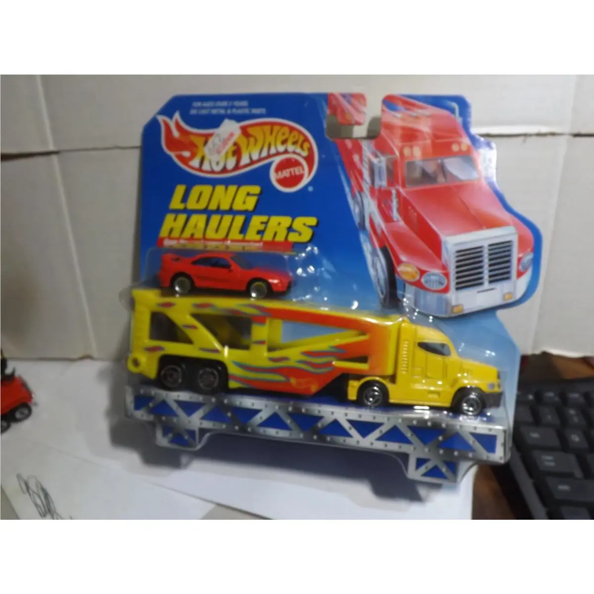 1999 Hot Wheels Long Haulers Yellow Car Hauler Red Toyota MR2 Rally