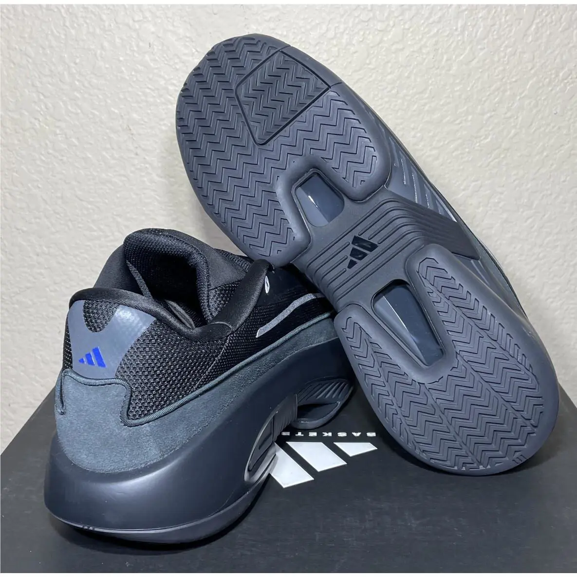 Adidas shoes - adidas Mad IIInfinity - Mad IIInfinity - IG7941 - Black, Manufacturer: Black (UPC: 0196472075049) 7