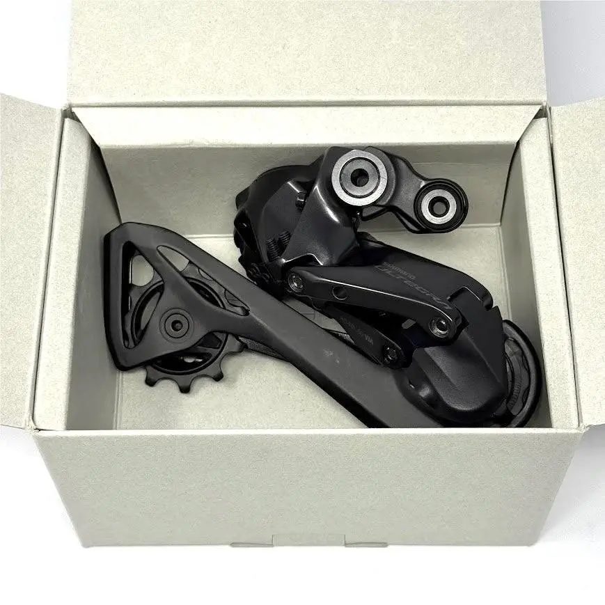 Shimano  - RD-R8150 (Ultegra) - Ultegra - RD-R8150 - Black (UPC: 192790240961) 0
