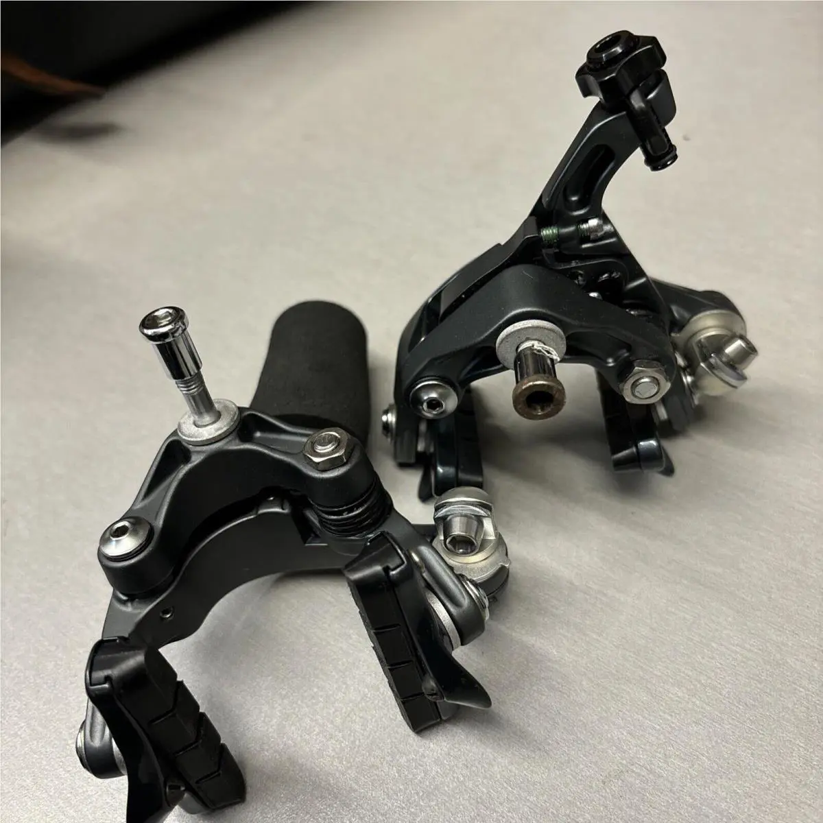 Shimano  - Shimano Ultegra BR-6800 - Ultegra - Gray 0
