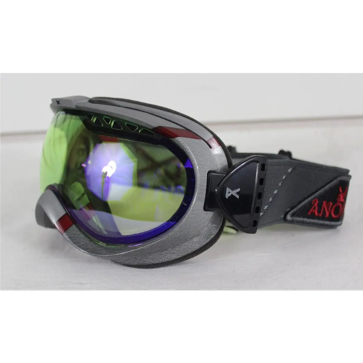 Solace Snowboard Goggles Agent Blue Lagoon Lens by Anon
