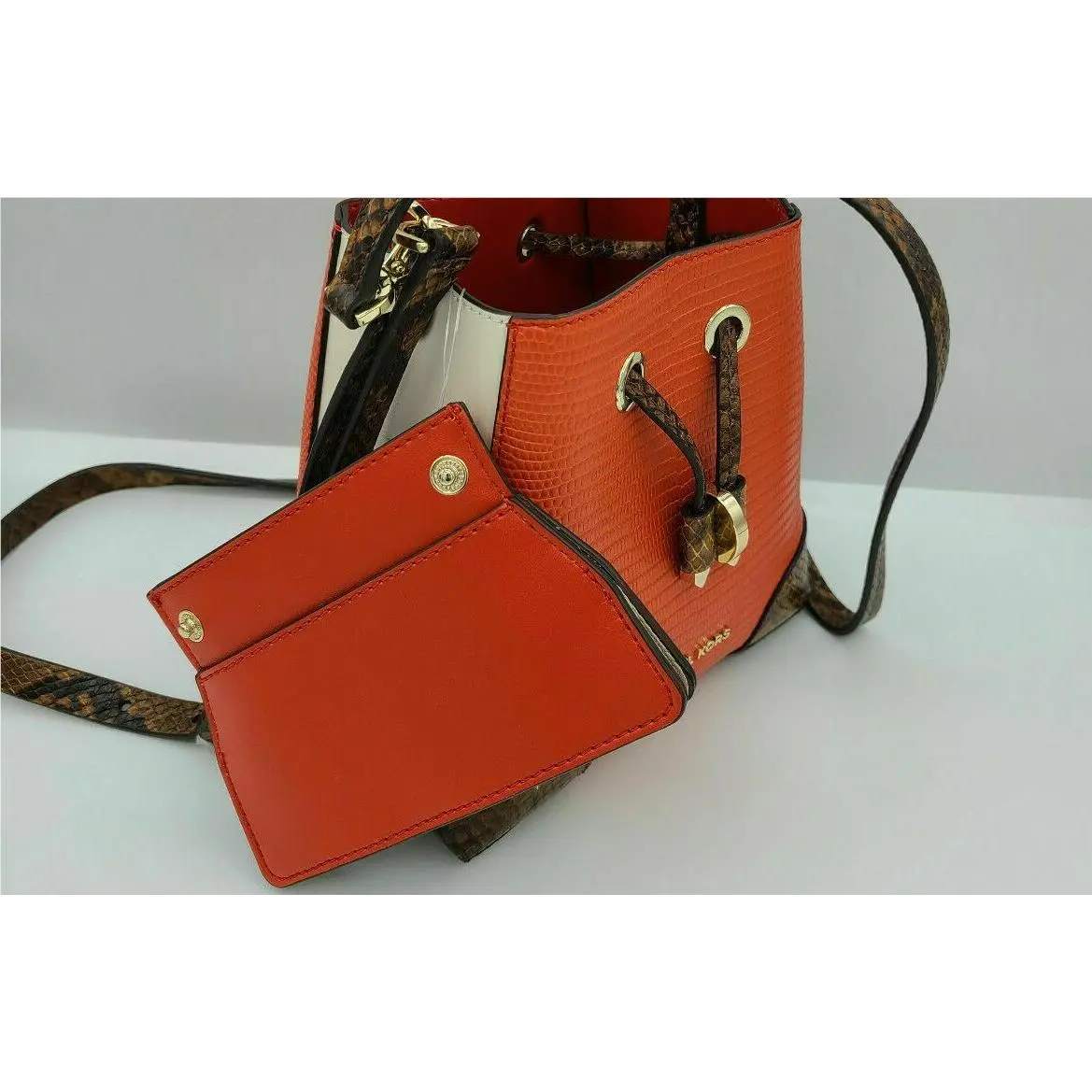Michael Kors  bag   - Leopard Pink Brown Vanilla Acorn Black Red Zebra, Hardware: Gold or Silver depending on purse selected, Exterior: Pink Vanilla Brown Black Red Orange Zebra Leopard 19