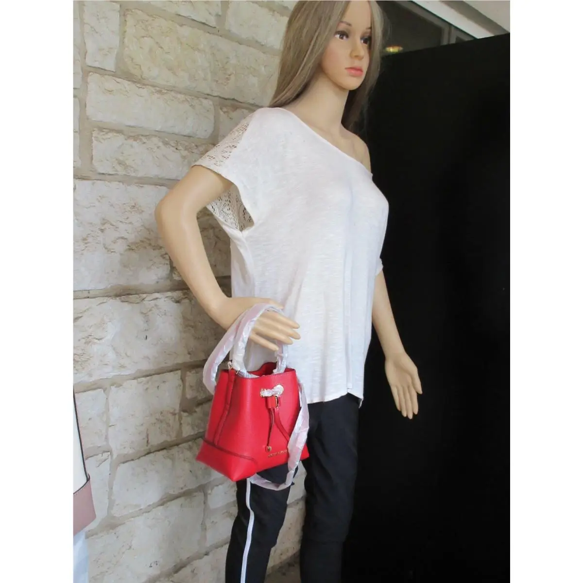 Mercer Gallery Bucket Bag XS SM Med Logo Multi Solid Opt. Retail extra small Bright red Bucket Mercer Gallery XS by Michael Kors