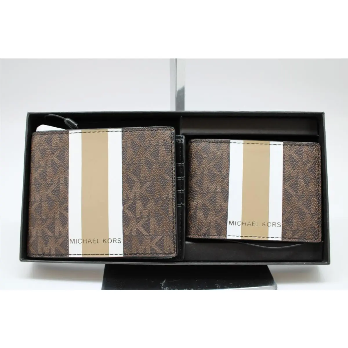 Mens 3 in 1 Wallet Card Case Gift Box Set Khaki by Michael Kors