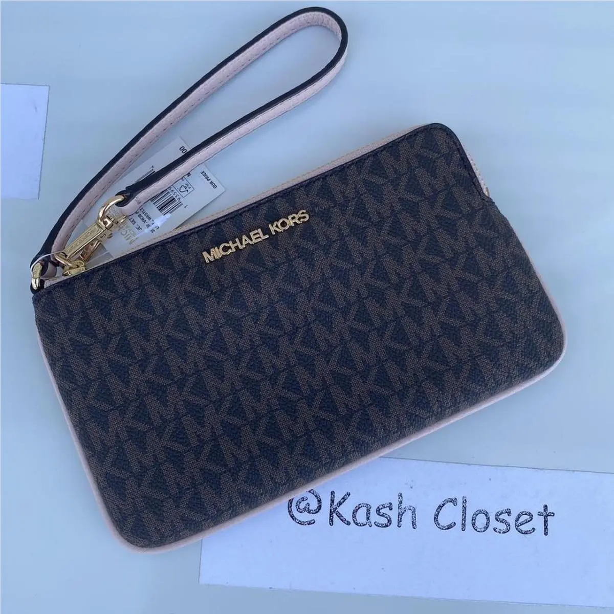 Michael Kors Wristlet Jst Large MK Signature Top Zip Bag