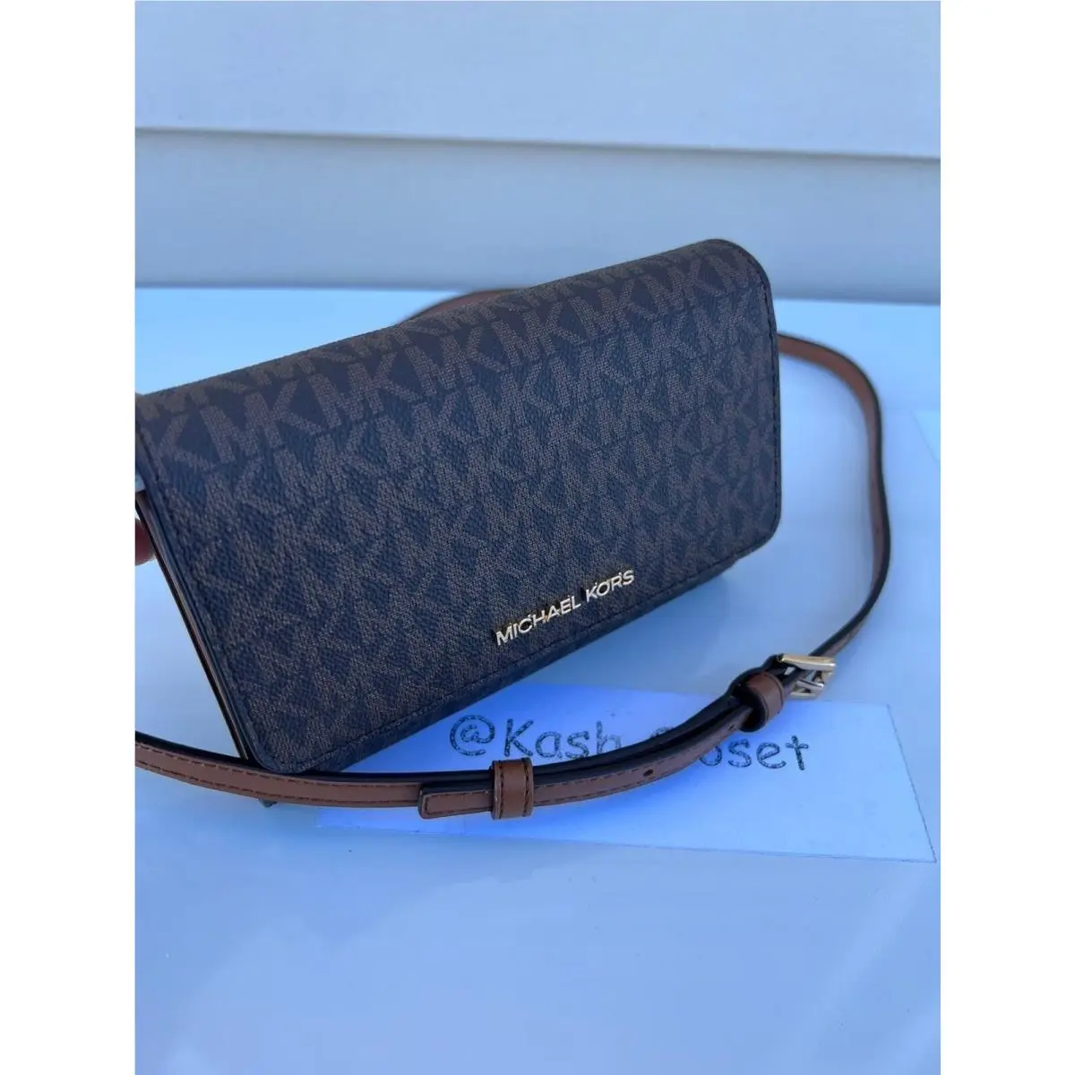 Michael Kors Crossbody Phone Clutch Jet Set Travel Medium MK Signature Brown