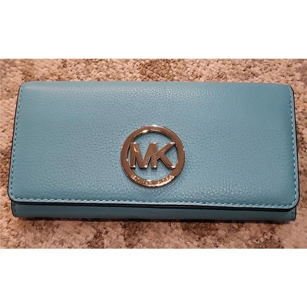Michael Kors Fulton Sky Carryall Pebble Leather Silver HW Aquamarine Wallet