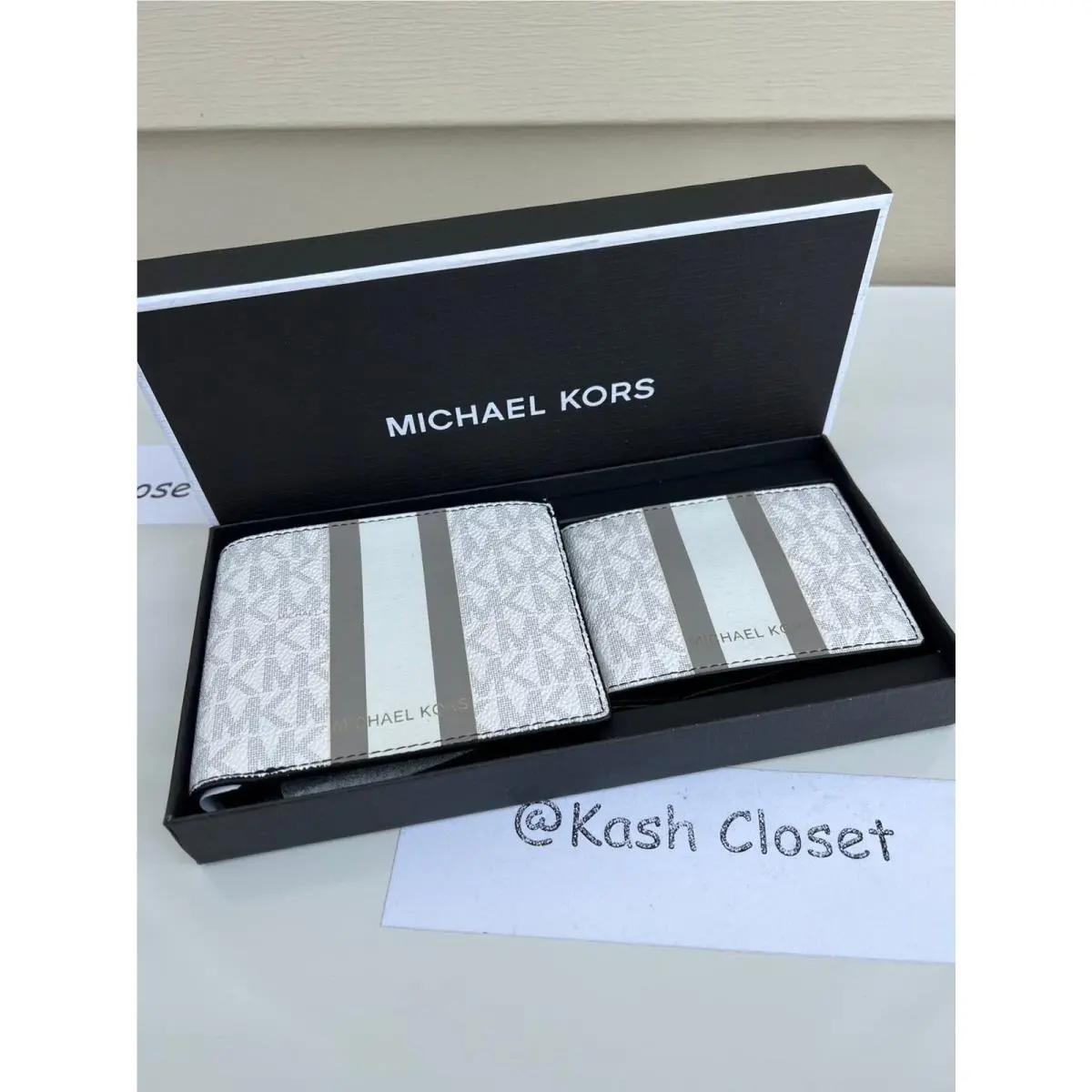 Michael Kors Mens Wallet Card Case Gift Box Set Bright White Pearl Grey